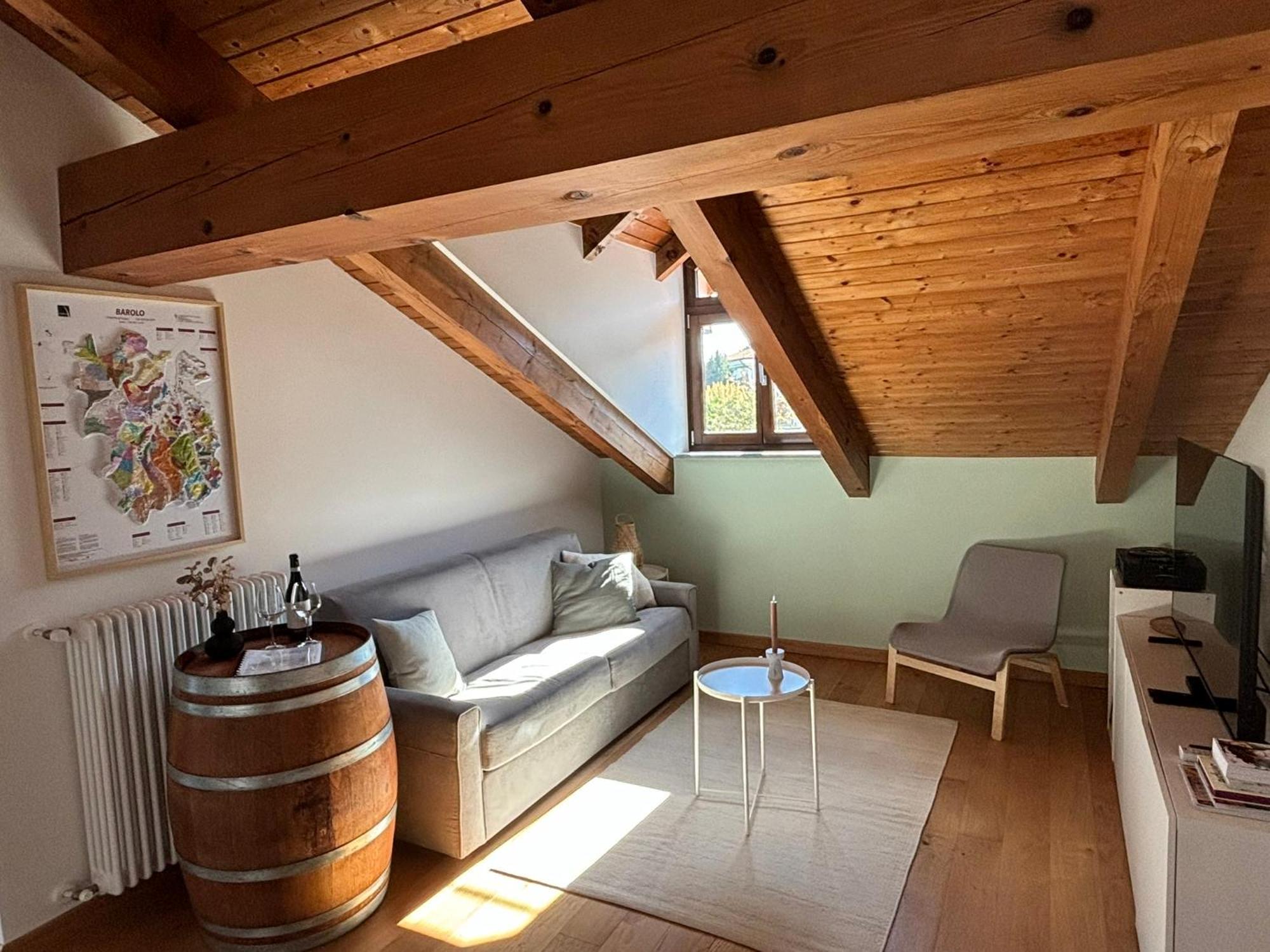 Appartamento "La Poesia Della Terra" Monforte dʼAlba Esterno foto
